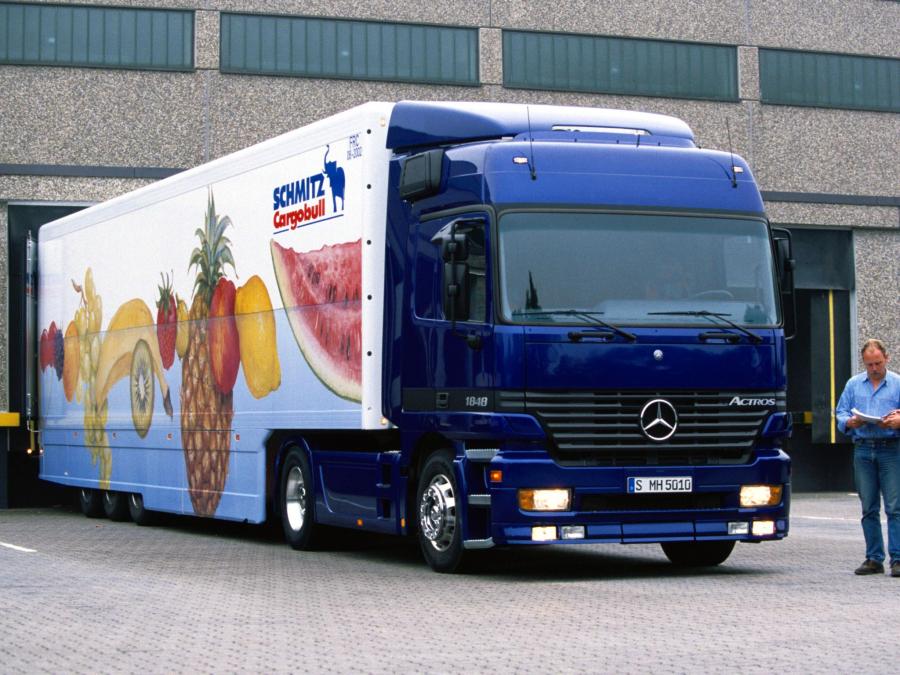  Mercedes-Benz Actros 1848 1997 года  (фото 5 из 8)